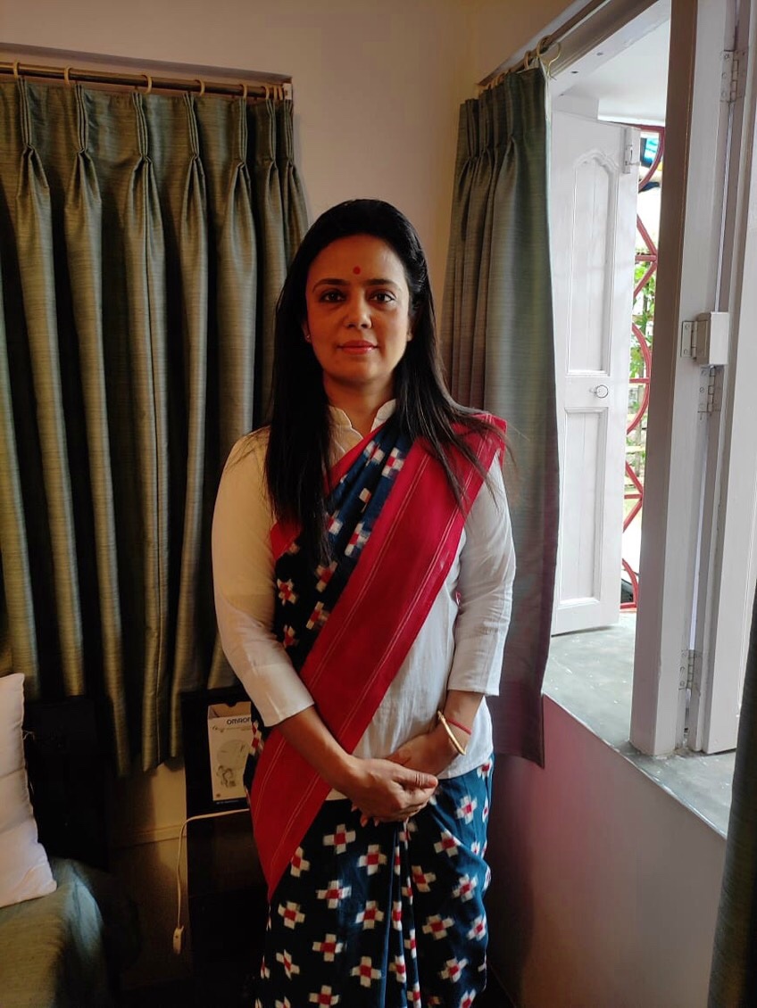 Mahua Moitra on X: Indian handlooms rock - wearing the most beautiful  Pochampalli cotton saree from Telengana gifted to me on recent IT committe  tour by @KTRTRS  / X