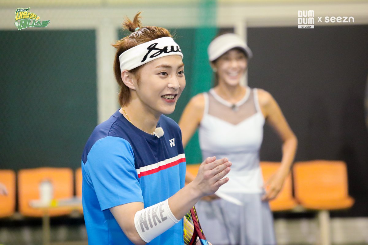 xiumintennis's tweet photo. 월드클래스 빅매치! 전미라 VS 임용규 [시우민의 내일은 테니스왕 EP.13]

이번엔 아시안게임 금메달리스트 임용규 선수와 한팀이 되어 미라 스승님팀과 맞서야 하는 시우민! 
(슈들짝...) “ㅈ.. 지금 뭐가 지나갔슈?” 

https://t.co/WiDB6QnDxm

#EXO #시우민 #XIUMIN #엑소 https://t.co/DWlWU38QqF
