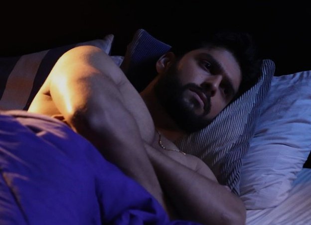 gumshudasimain's tweet photo. Story of                     Story of
#SunKee                   #RaghVi
Bedroom                   Bedroom
#MehndiHaiRachneWaali https://t.co/VKRUATkQed