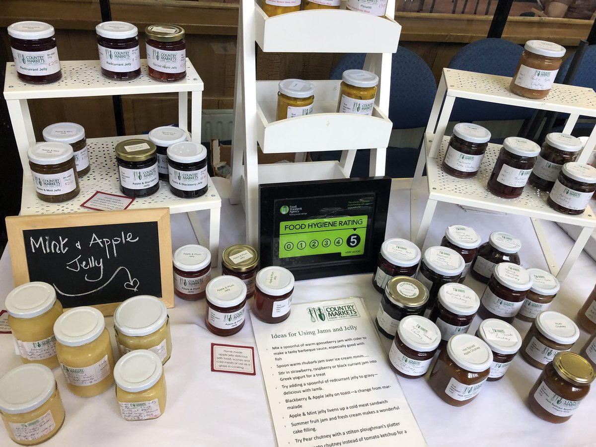 clithcmarket's tweet photo. Happy Market Morning - we’ll be open 9.30 til 12 noon #clitheroe #countrymarket #shoplocal #shopsmall #cookcraftgrow https://t.co/mZ1EfeUISV