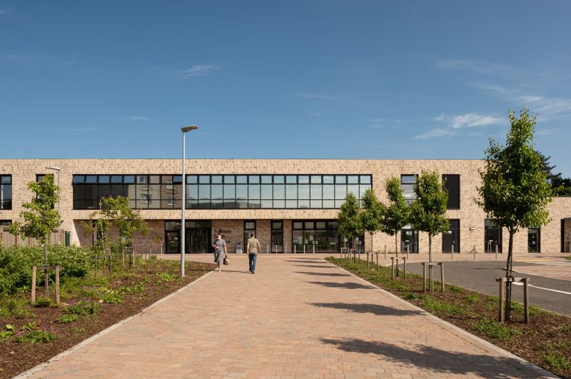 CTAConservation's tweet image. First of the Scottish projects have been visited by our Assessors “Tullibody South Campus is a purpose-built community and educational campus”
Good luck @Keppie_Design @Hirst_Landscape @ClacksCouncil @hubEastCentral 
📸 @Keppie_Design