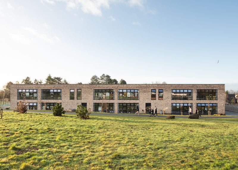 CTAConservation's tweet image. First of the Scottish projects have been visited by our Assessors “Tullibody South Campus is a purpose-built community and educational campus”
Good luck @Keppie_Design @Hirst_Landscape @ClacksCouncil @hubEastCentral 
📸 @Keppie_Design