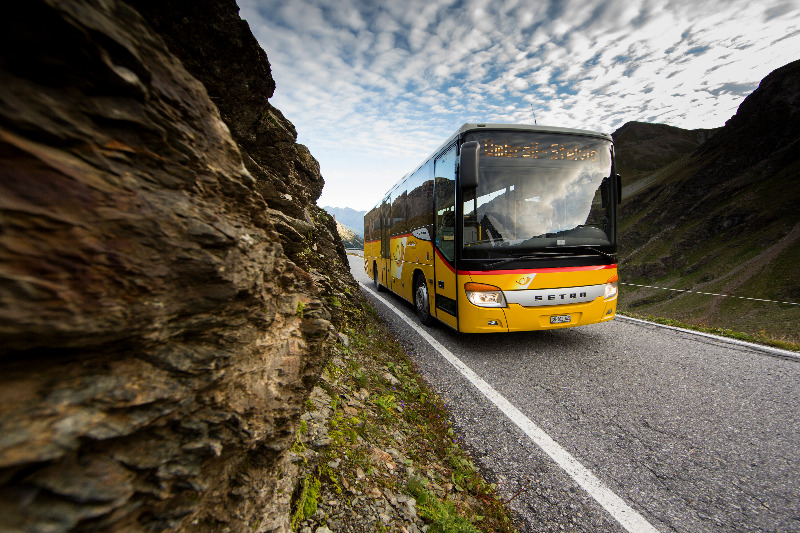 Der neue #Gesamtarbeitsvertrag für die Mitarbeitenden von @PostAuto ist ist fertig! Er gilt ab 1. Januar 2022. transfair freut sich über #Verbesserungen bei der Vereinbarkeit von Beruf und Privatleben und beim Umgang mit Ausnahmen zum Arbeitszeitgesetz. 👉bit.ly/3lpkAJJ