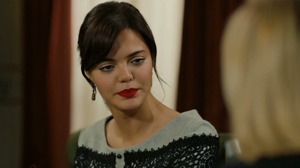 objetivotv's tweet photo. Audiencias #TierraAmarga13Sep triunfa un día más como lo más visto de la tarde con 1.428.000 espectadores y es líder con el 16,4% de cuota. #Inocentes13Sep supera los 1,2 millones de espectadores y se impone a su competidor con un 11,1%. https://t.co/kj7dRXSRTz https://t.co/DGf4V5ONyF