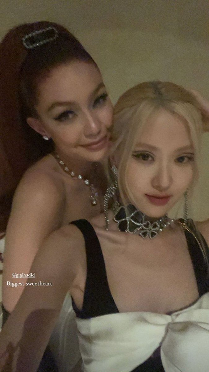 PopCrave's tweet photo. #BLACKPINK’s #ROSÉ and Gigi Hadid look gorgeous together in newly shared photo from the #MetGala. 🤍 https://t.co/SxS8w67tU7