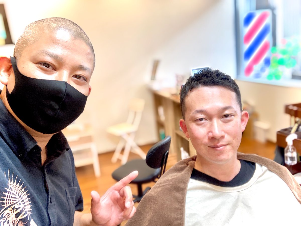 Taro Kamioka 上岡 太朗 V Twitter 本日のスマイル 大田区 大田区床屋 理容室 床屋 雑色 雑色床屋 川崎 川崎床屋 蒲田 蒲田床屋 大森 大森床屋 糀谷 糀谷床屋 Barber 京急 運気上がる 月曜営業 シェービング 顔剃り メンズカット 夜遅くまで