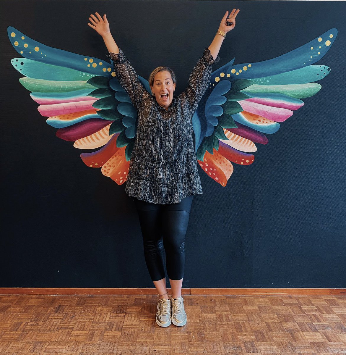 Spread your wings and fly ✨ Gisteren 2 hele interessante gesprekken gehad voor mijn ontwikkeling richting de toekomst. Dankbaar dat ik nog steeds hele leuke mensen mag ontmoeten en kan leren van deze mensen 💕