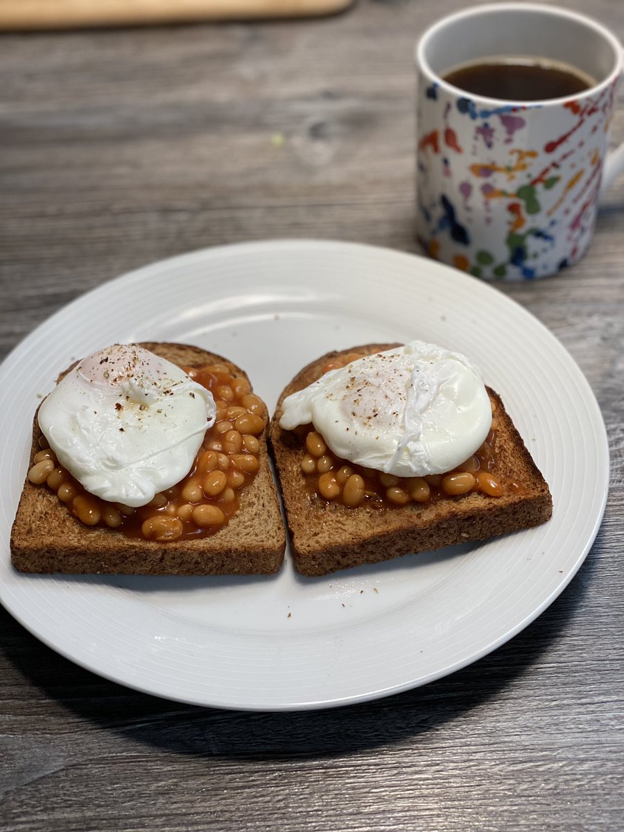 Alswindow20's tweet image. #foodheaven #Breakfast #rainingoutside well if you can you should 😊