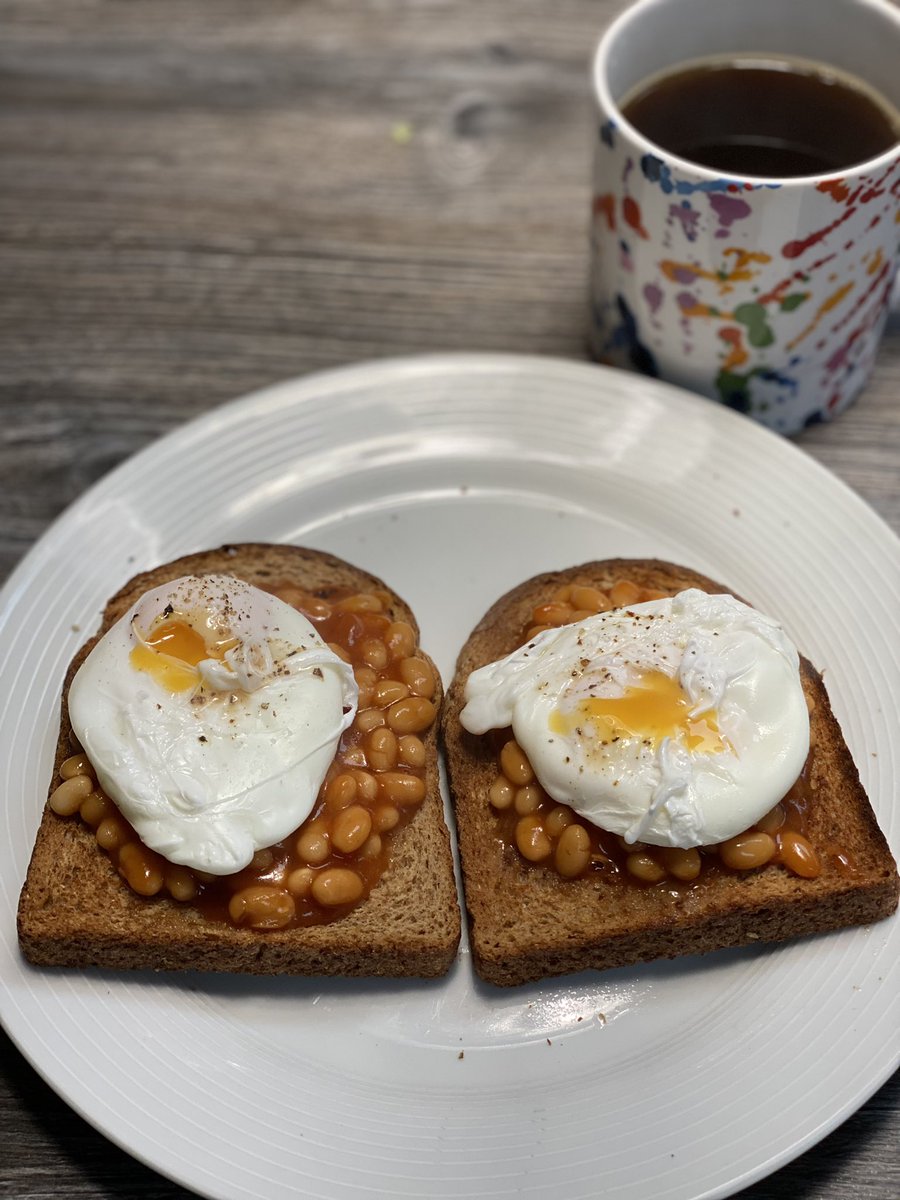 Alswindow20's tweet image. #foodheaven #Breakfast #rainingoutside well if you can you should 😊