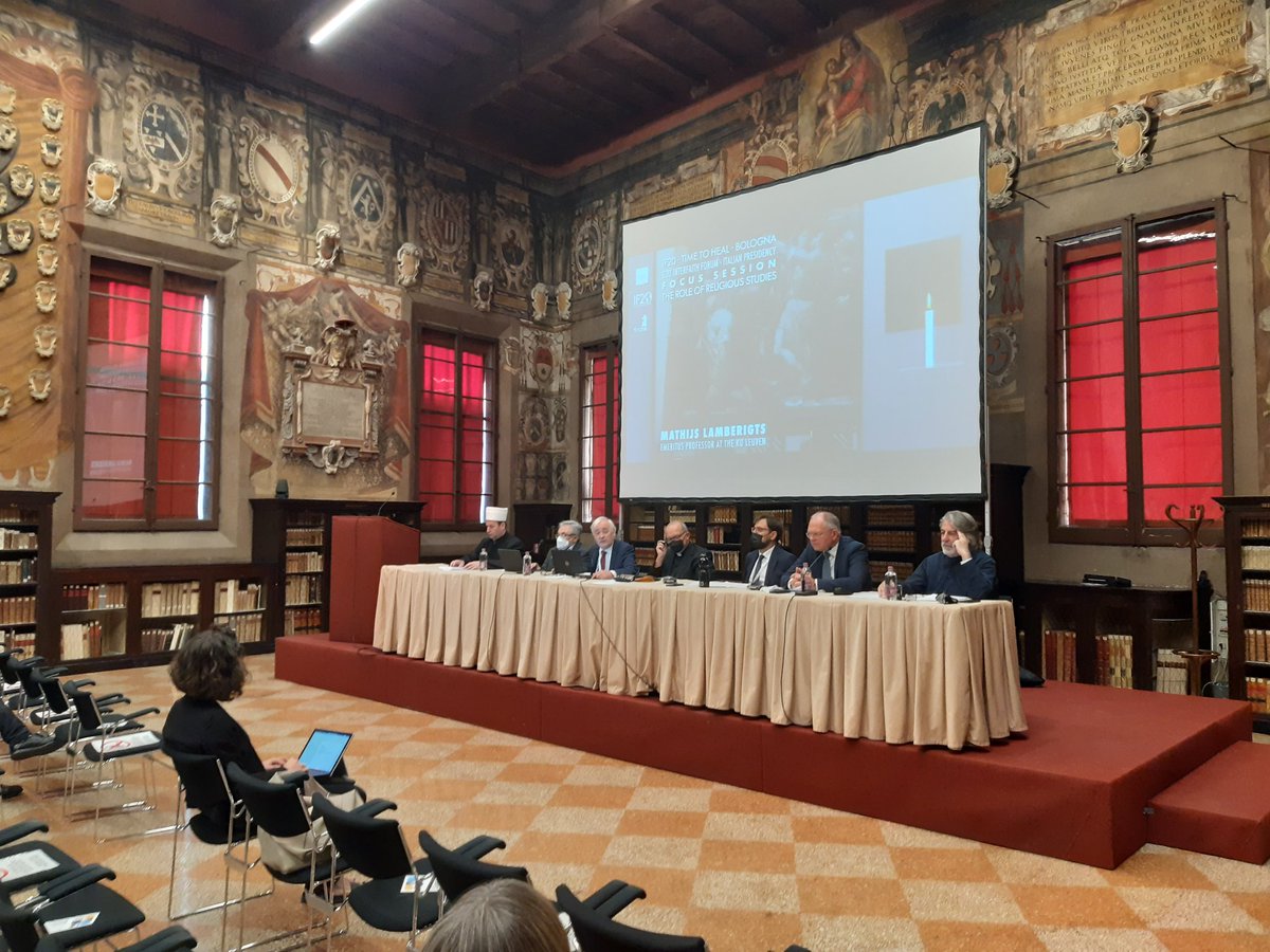 resilienceRI's tweet photo. Mathijs Lamberigts @KULTheology in his opening speech: the topic of the role of Religious Studies is of the utmost importance both on the level of academia and on a societal level. In fact this is the driving matter for @ReIReStudies and @resilienceRI #understandingdiversity https://t.co/5Zg6meZ5jM