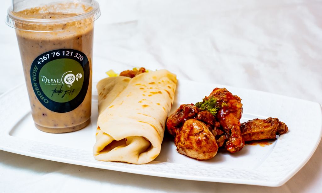 hey_porschee's tweet photo. Our Cute combo #unwrapped. P80 delivery around Gabz and P100 outer Gabz.
🚨 
You can now order online (Blaza online) and view our catelog
https://t.co/PyzNFQKJ39

#cateringonline #cutecombo #cutecombodelivery #hdefariDiaries #hdefari #heartymeal #local #pushabw #hdefarionline https://t.co/b1VsrVgIwV