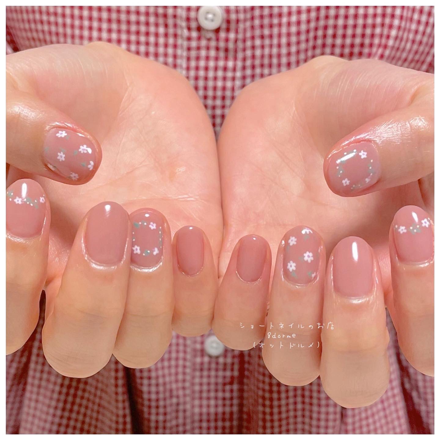 大岡山ネイルサロン ショートネイルのお店 8dorme オットドルメ お花がいっぱい とてもお久しぶりのお客さまが ブライダルネイルをしに来てくださいました 再会だけでも嬉しいのに 更にサプライズ おめでとうございます ご予約は