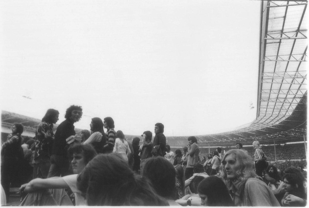 Stephen__Stills's tweet photo. @thedavidcrosby #StephenStills @TheGrahamNash @NeilYoungNYA @pocketgroover #TimDrummond #JoeLala @jonimitchell https://t.co/CFDM0sLD63