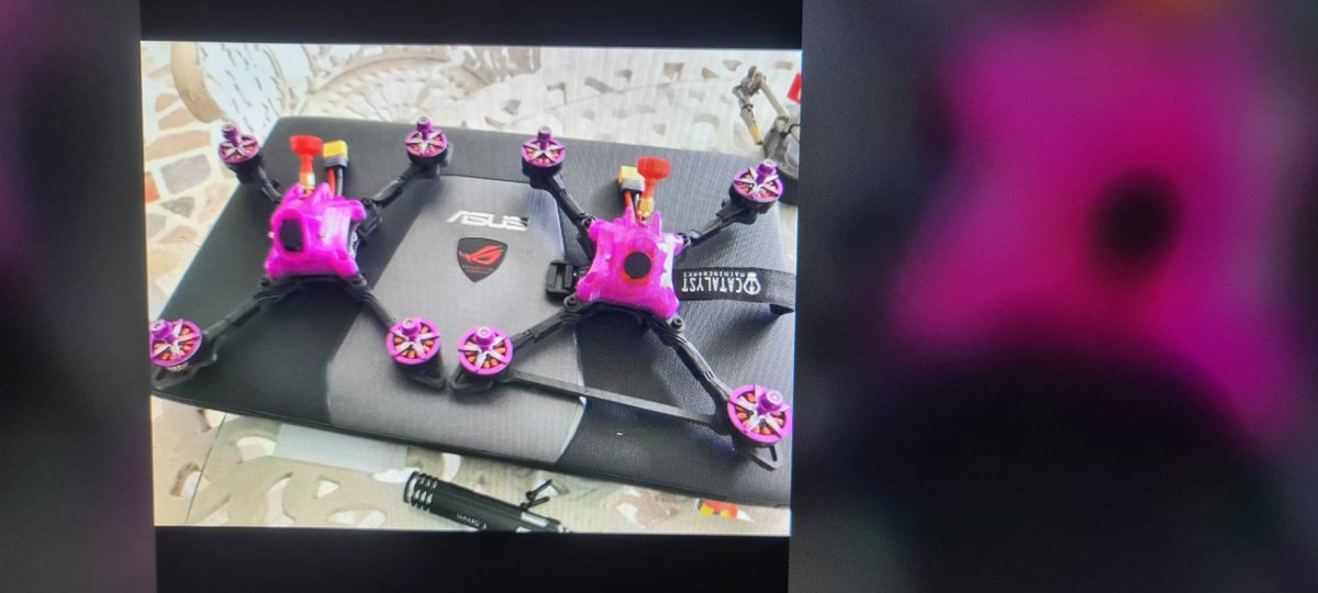 OperAsians's tweet image. Any of my twitch friends flies or wants to fly drones? I'm getting my old stuff out. And I'm looking for someone to fly with.