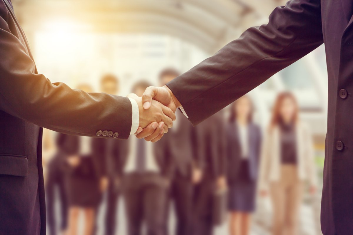 What makes a Rainmaker? Read our five tips to mastering business development in law firms from Justine Robinson. Click here: objectivemanager.com/insights/artic…

#businessdevelopment #legalindustry #legaltech #lawfirms #lawfirmstrategy