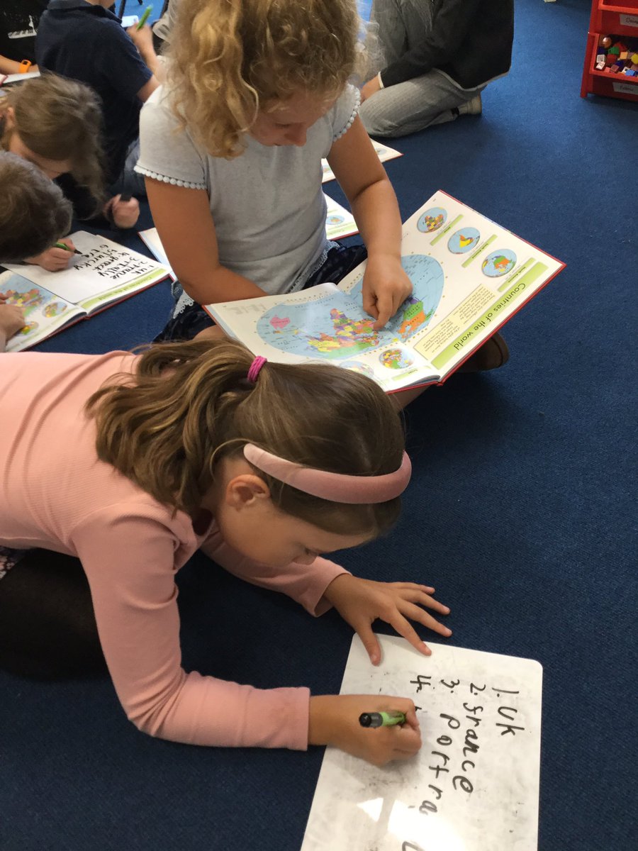 CarrdusYear3's tweet photo. Planning our routes from Uk to Bangladesh for our Earth Hero work! #carrdusschool @CarrdusYear3 https://t.co/nhLzZkOpsW