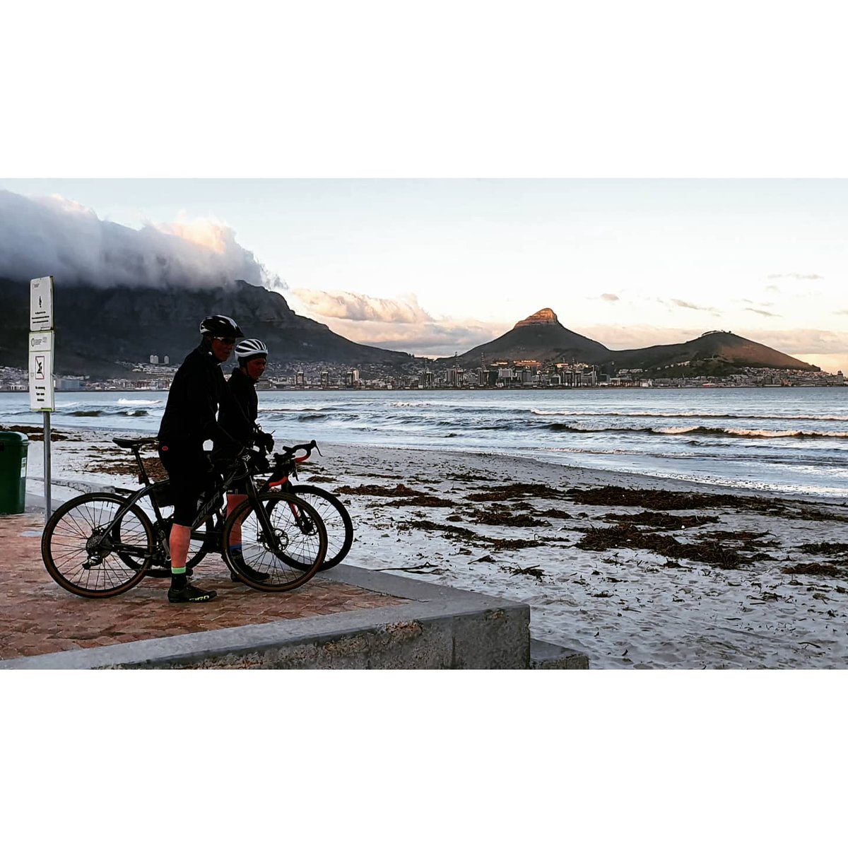 singletrack_sa's tweet photo. Don't leave home without one - these tool roll-bags will change the way you pack and store your tools on your next cycling adventure 
.
Available at @MelkbosC &amp; @dirtopia or online
.
#GetOutThere 
.
 #toolrollbag #cycling #bikepacking #CapeTownIsAwesome #Tablemountain https://t.co/MeJ4QoJSz8