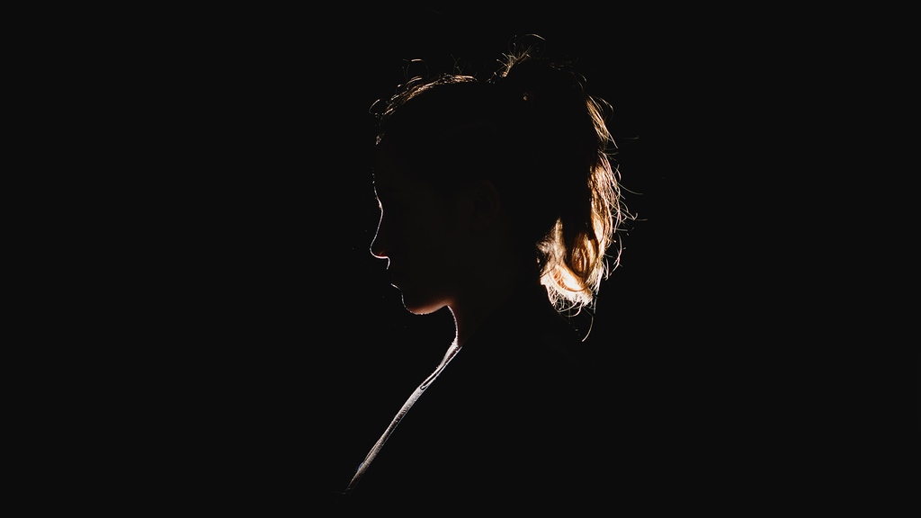 Bababcom's tweet photo. Jessica Iancoski, creadora del podcast de poesía Toma Aí Um Poema, presenta en Babab varios poemas relacionados con la identidad y el lenguaje.
https://t.co/THIJjAEg8e
#poesía #poesiaenespañol https://t.co/GtN9xr6Xaw
