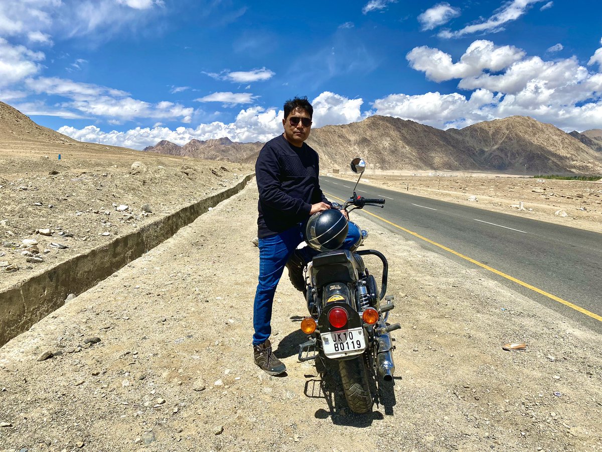 DrDivyeshK's tweet photo. Finally made that bike trip of Ladakh😎 #Ladakh #BikeRide #RoadTrip #Wanderlust @utladakhtourism @royalenfield @Tripadvisor @tourismgoi https://t.co/iFHUVOi4Fx