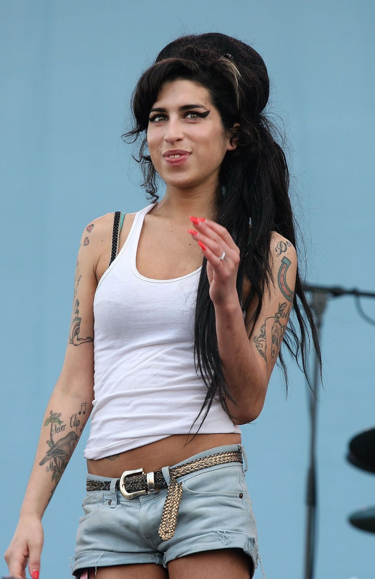 Happy Birthday to the legend Amy Winehouse 