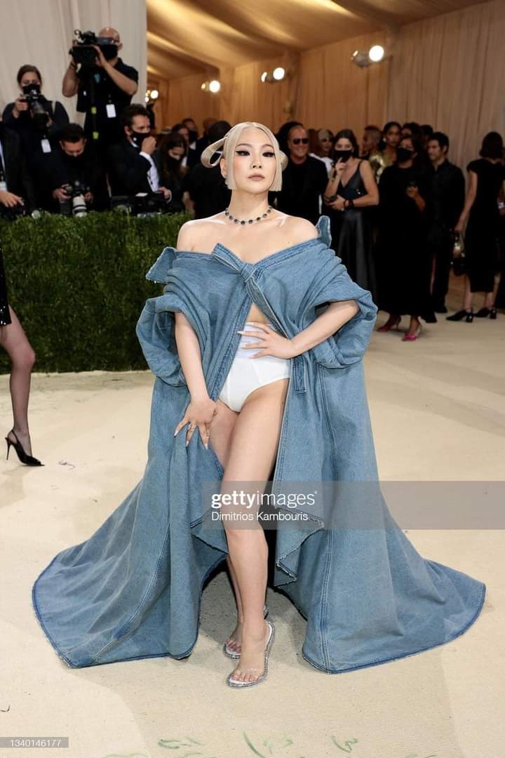 lopez_jm21's tweet photo. #MetGala2021
#MetGala

If you dont love me      Then you don’t deserve
at my:                              me at my: https://t.co/97GqwMHBnk