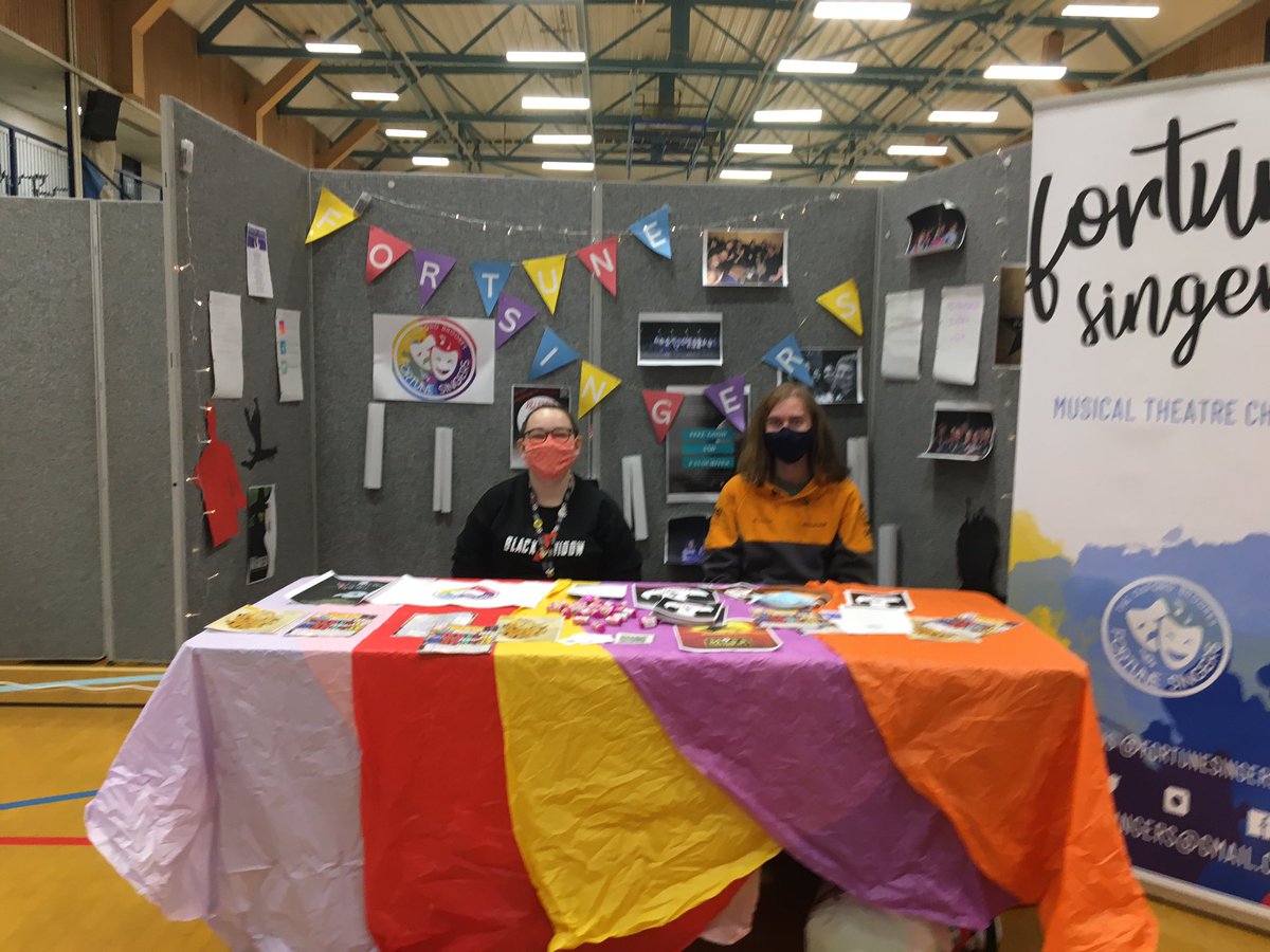 fortunesingers's tweet photo. We’re at the @oxford_brookes Societies Fair! Come and say hello and find out more about the choir! https://t.co/93A8YTFH5i