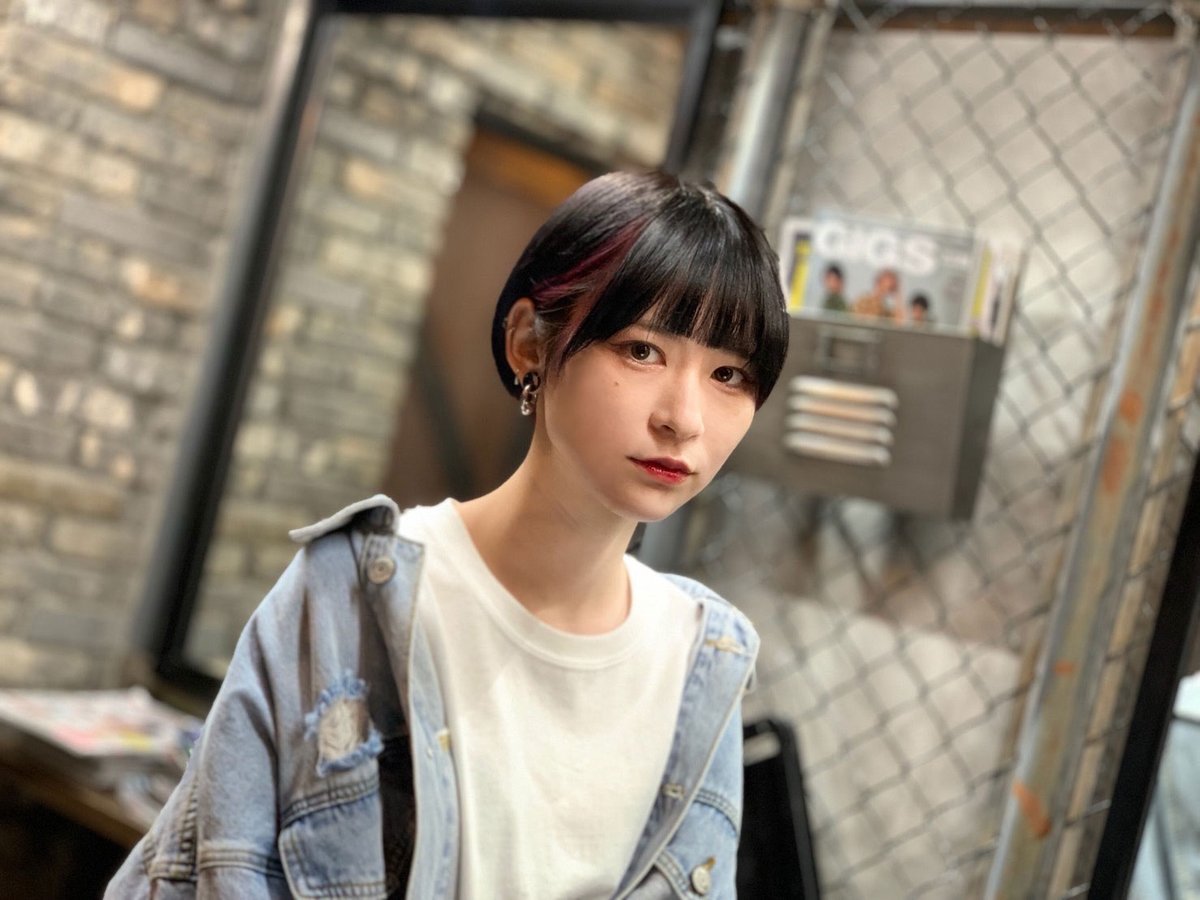 DIVE INTO THE PINK MENU：カットカラー Model：有馬えみり(PassCode