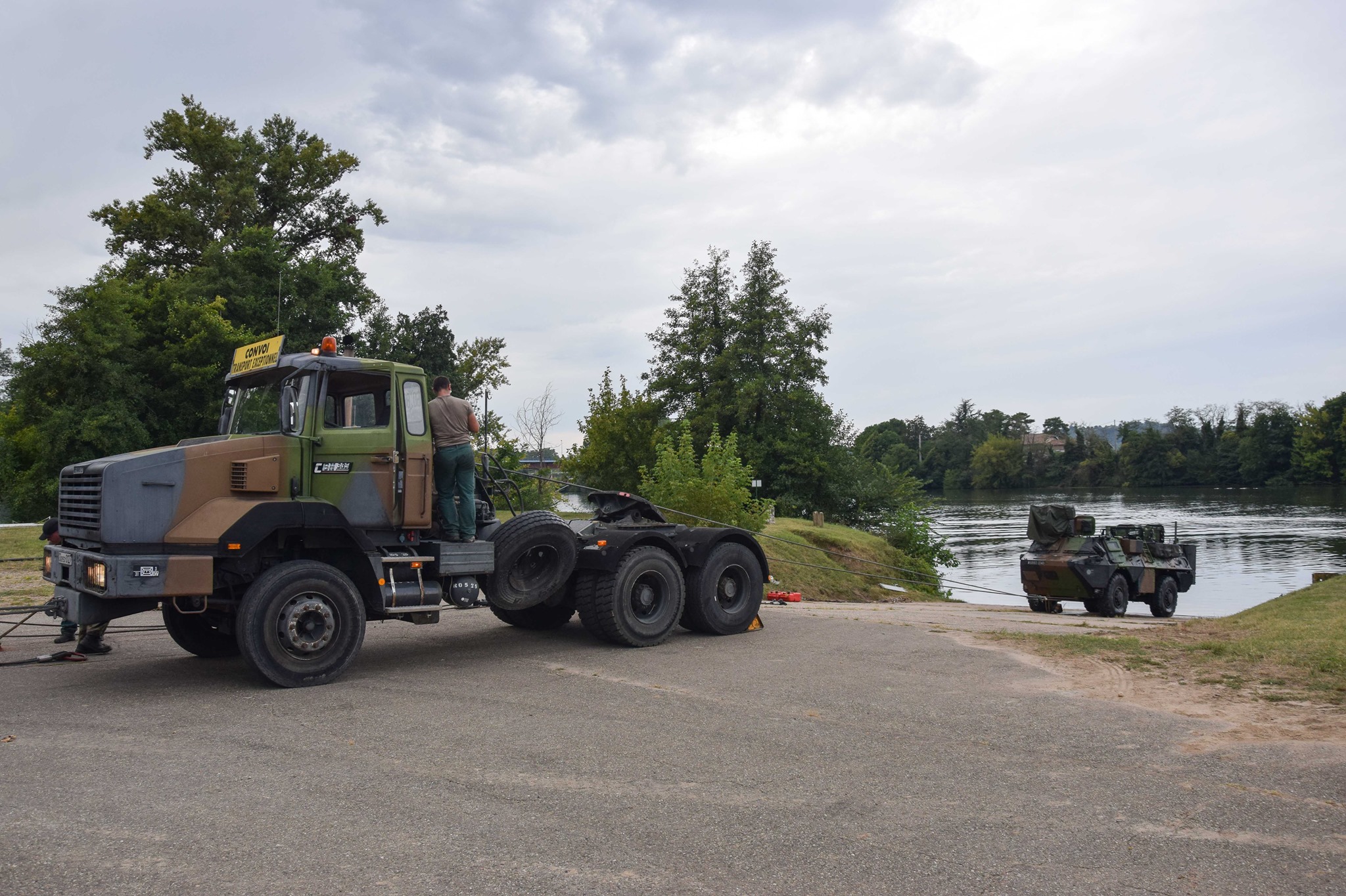 E_PNZU8XsAIows9?format=jpg&name=large