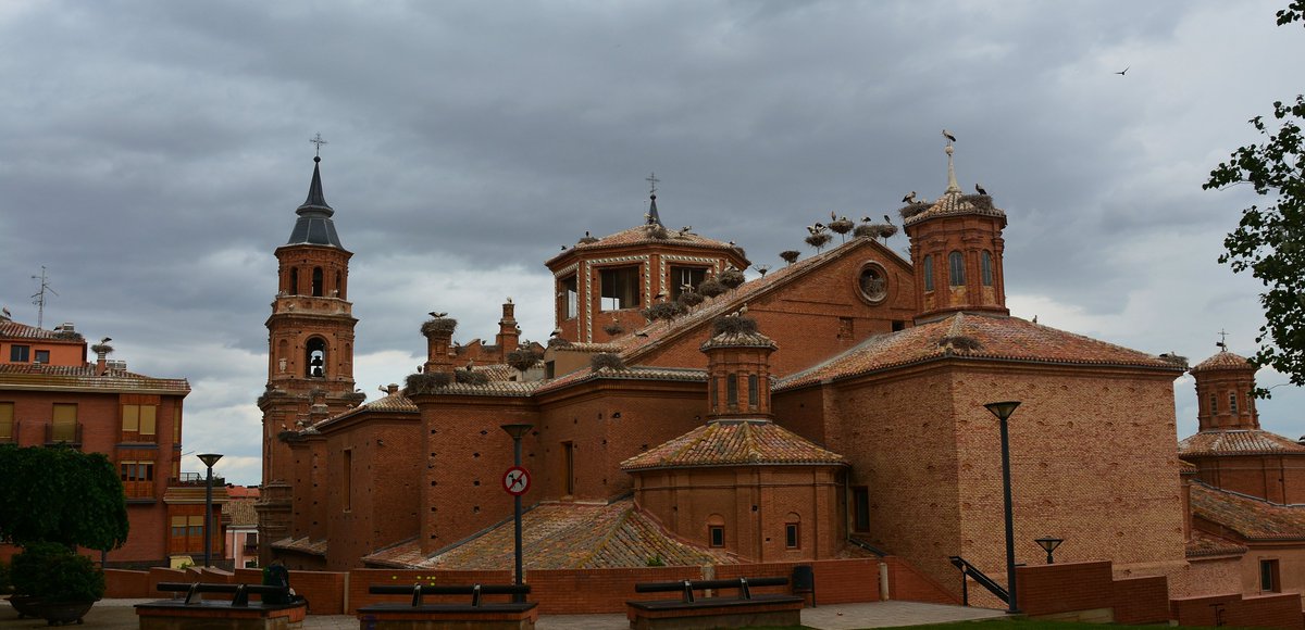 RadioViajera's tweet photo. 🍂 @lariojaturismo,un destino con mil rincones por descubrir
Diversidad de paisajes, impresionantes monumentos y preciosos pueblos que conservan sus antiguas tradiciones.
Descúbrela y déjate enamorar
https://t.co/3UJCIvPDQ6
#ReservaLaRioja #Reservaparavolver https://t.co/EkXdwckm7Z