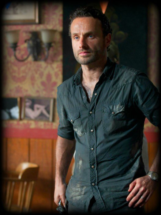 Happy birthday to the one and only king of the walking dead Andrew Lincoln I wish you the best birthday 