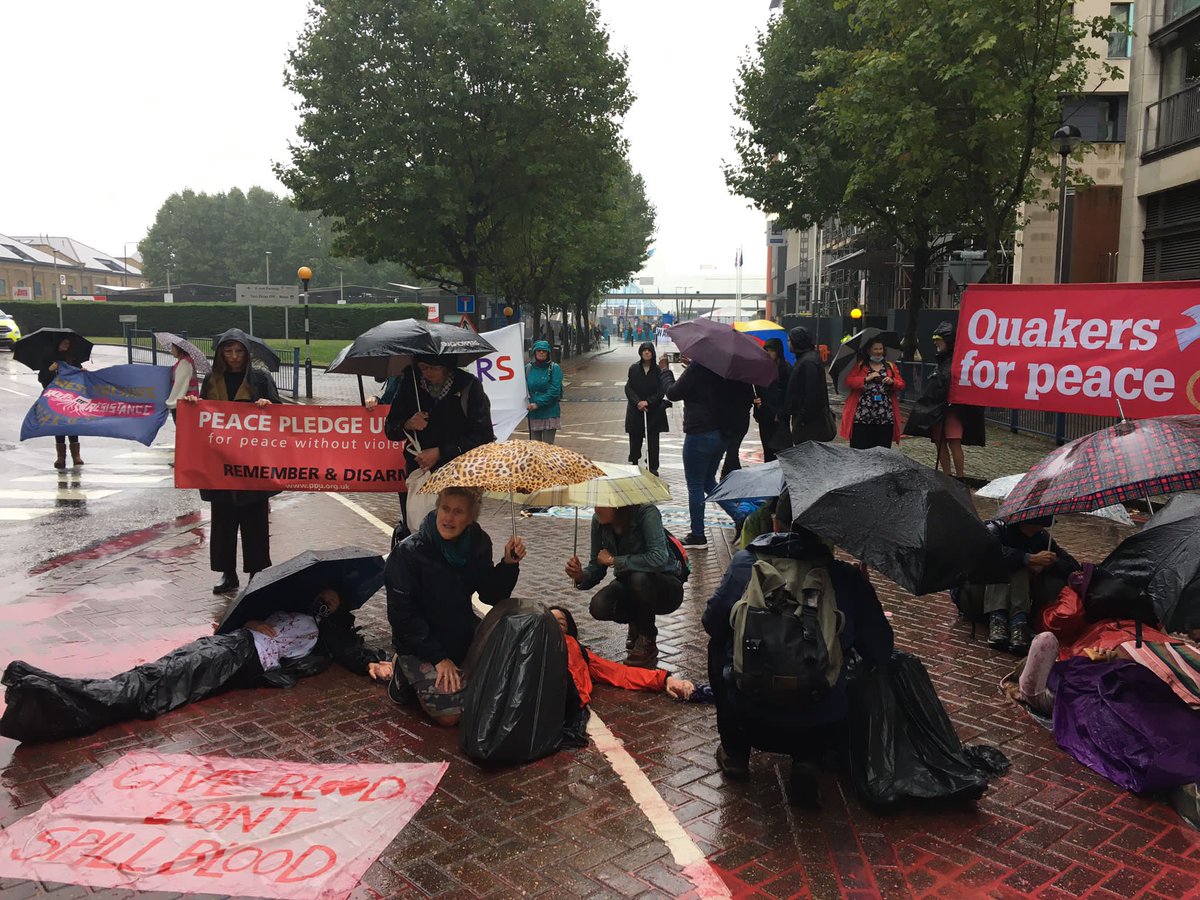 'Its getting rather wet'

A quote from the blockade!

(Which is still holding.....)

#StopDSEI #DSEI2021