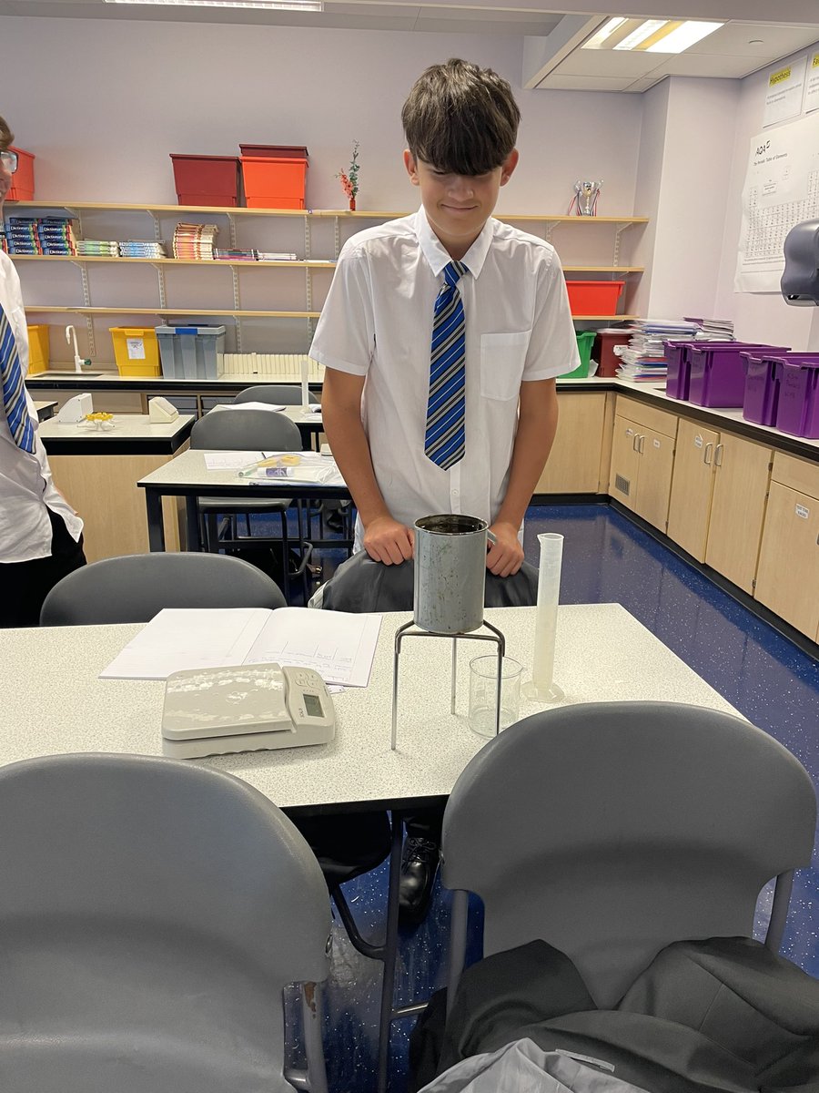 VConway85's tweet image. Amazing to see Y10 enjoying practical work again in science. I’ve missed this over the last year! #FindingDensity #RequiredPractical #AQA #TeamScience #TeamDearne
