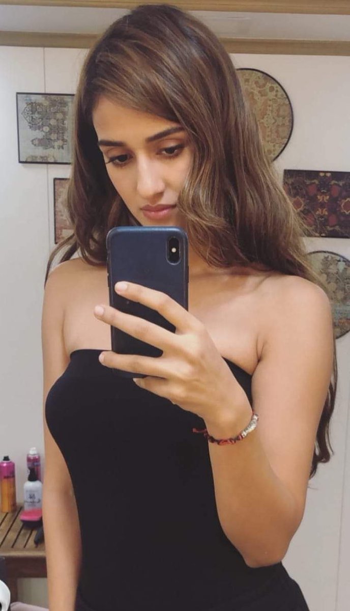 SanjanaStark1's tweet photo. #iPhone13 in less than 13 hours 😋
#iPhone14 in less than 13 months 😅
#iPhone26 in less than 13 years 😛
#AppleEvent (btw the magic when you like this tweet) https://t.co/h2N0NQkfnW