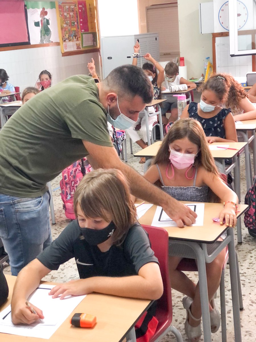 Escola Utmar tweet media