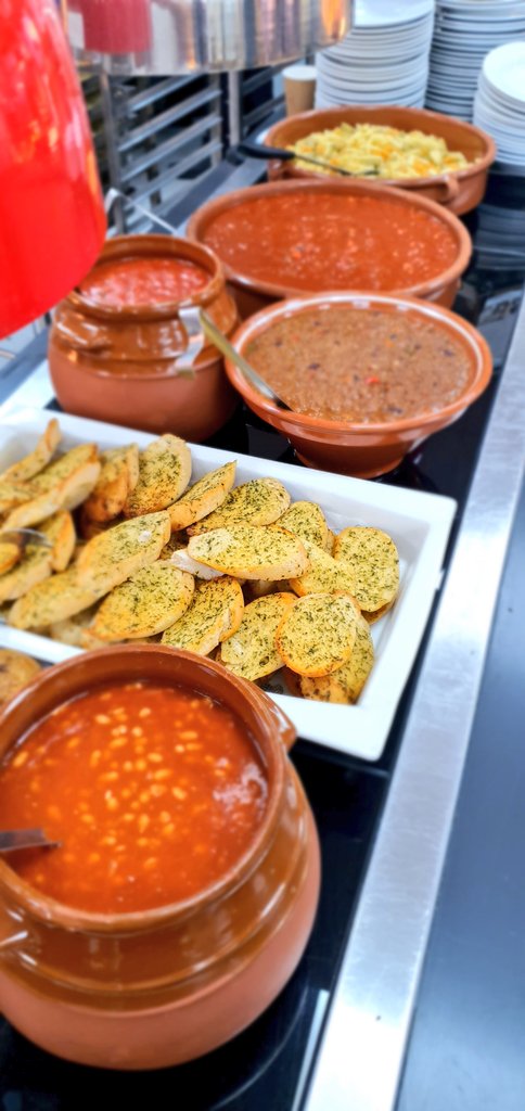 Andrew Deeny tweet media