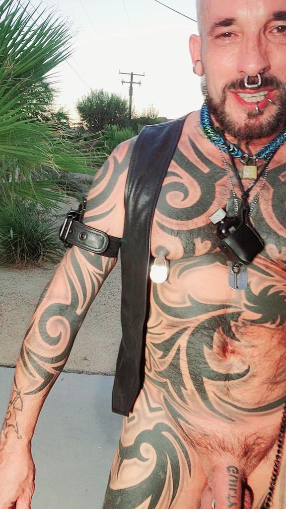 420BankMrLthr's tweet photo. PIERCED
Kevin Lee | Mr. Chill Leather | Palm Springs, CA
#guilty #gayporn #inkedcock #KevinLee #palmsprings #gay
#tattoo #pierced #bodypiercing
#dick #SexTrade #rentmen
#breedme #penis #XXX #fuckboy #nudeguys #MalePornActor #leathermen #HustlerNation #4rent #hotgaymen https://t.co/Kg1u2tnCTc