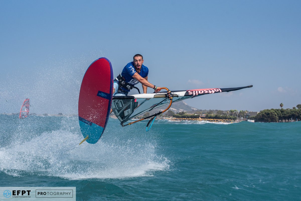 OceanR.co tweet media