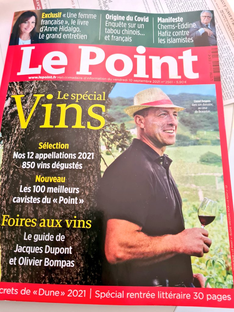 nchuzeville's tweet photo. #beaujolais
#nouvellegeneration
Quelle belle première page du @LePoint avec Lionel viticulteur en #Beaujolais
#cruChiroubles #cruFleurie
#sourire #decomplexe belle mise en avant des valeurs de notre vignoble!
@vinsbeaujolais @Dupont_LePoint @OBompas @LePointVin @cnaoc https://t.co/9i7r4X9l0L