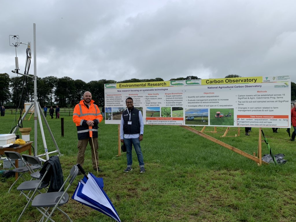 State of the art eddy covariance tower measuring real time carbon dioxide emissions. See it at #Moorepark21 <a href="/TeagascACP/">Teagasc Ag Catchments</a> @TeagascEnviron