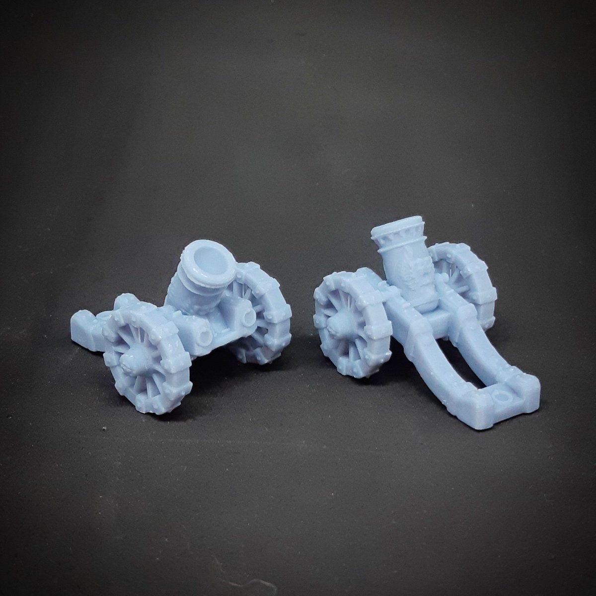 Print4Games's tweet photo. #Morteros para ejército de #bretonianos de #WarhammerFantasy .
.
#impresion3D #3dprinting #resina3d #3dresin #miniature #miniatura #warhammer #ageofsigmar #WarhammerAgeOfSigmar #aos #mortero #bretonia #bretonnia #bretones #bretonnian #mortar https://t.co/9Z1M3uurKX