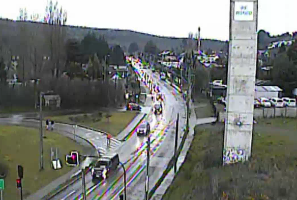 ⚠️ [07:58] #PuertoMontt: alto flujo vehicular 👇

➡️  Av. Parque Industrial, entre Santa Inés y enlace salida #Ruta5.
➡️  Av. Presidente Ibáñez, entre Cardonal y Magallanes ambos sentidos.
➡️  Regimiento, entre sector Dos Esteros y Marathon al centro.

Conduzca con precaución 🚗