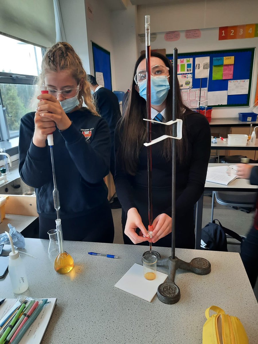 LasswadeScience's tweet photo. Our senior pupils were learning some important practical skills today like making a standard solution and carrying out a redox titration. #DREAM https://t.co/QOJ5bvHJ1e