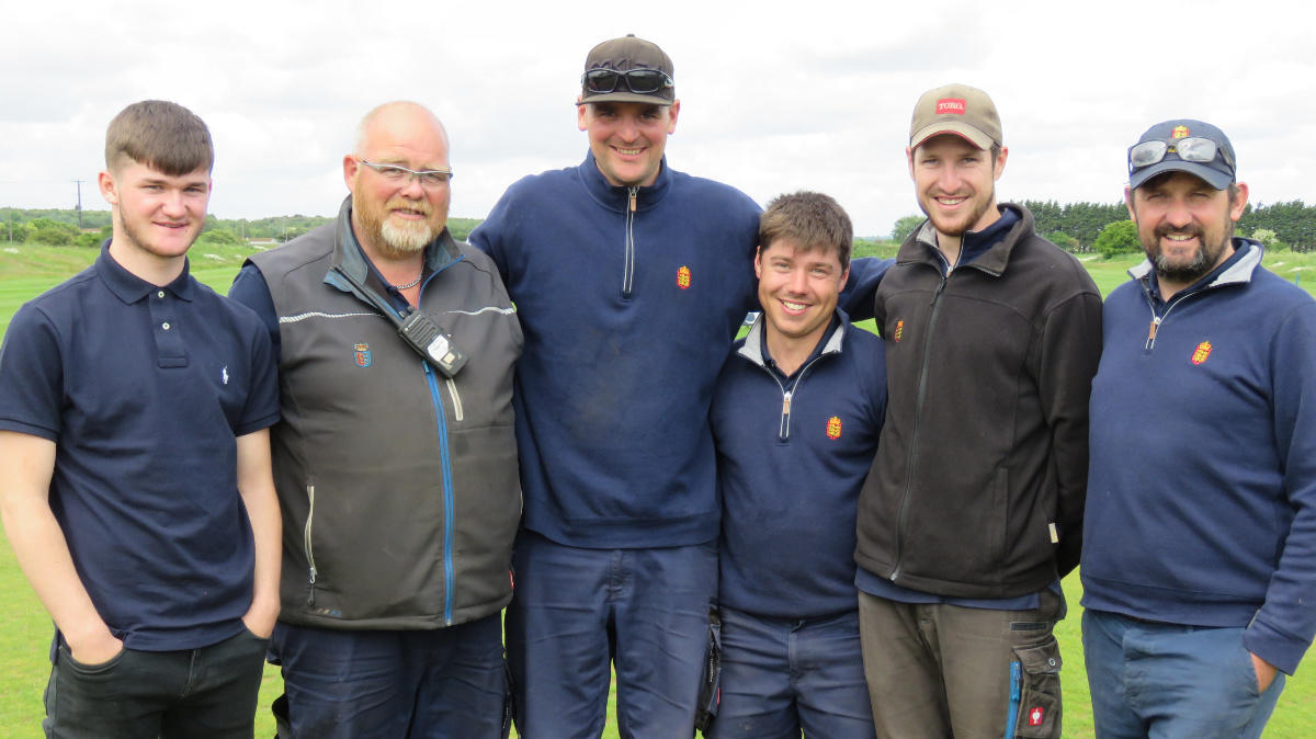 sustainablegolf's tweet image. It's International #ThankAGreenkeeper Day! 

For the second year, @BIGGALtd is working alongside other global greenkeeping &amp;amp; superintendent groups to recognise those who help keep golf courses enjoyable and sustainable. 

bigga.org.uk/news-listing/t…

#ThankASuper 

📷taken pre-Covid.