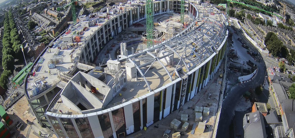 Exciting times at #ourchildrenshospital as the installation of the steel roof has started. The design will complement the 4 acres of outdoor space and allow optimum light to enter the building. https://t.co/1McaHdpEuf