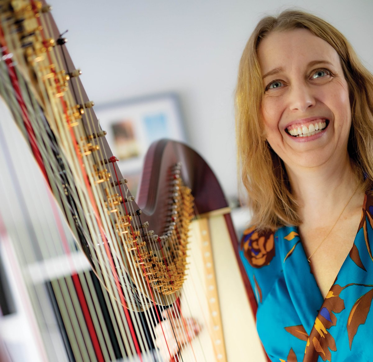 madeinn_'s tweet photo. Have you seen our latest feature, Melodic Moments?
Louise Spencer, also fondly known as the Nottinghamshire Harpist.
Read it here for free: https://t.co/wsJMnGMkOY
#lovenorthnotts #madeinn #madeinnotts #lifestylemagazine #nottinghamshire #musician #harpist #harp #livemusic https://t.co/3xADTWQxvE