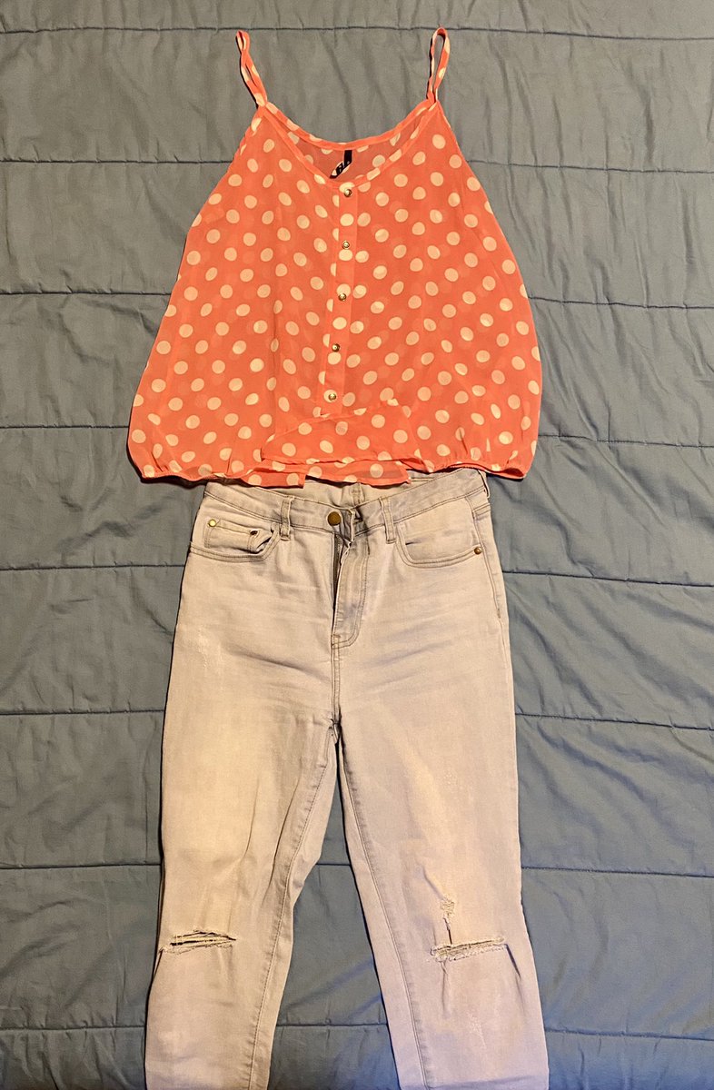 Today’s Dot themed outfit! 2/3 Are you ready for #DotDay2021 tomorrow? <a href="/DiscoveryAPS/">Discovery APS</a>