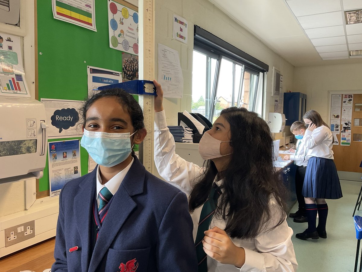 WcbScience's tweet image. Year 8 students take part in our measuring circus.