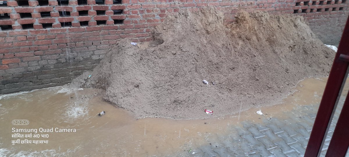 somitverma94's tweet photo. नगर पालिका परिषद गोला मो मथुरा नगर वार्ड नं 2 अबैध ढंग से नाली को बंद किया गया नगर पालिका परिषद के सारे लोग चुप है उनको इस सारी बात की घटना की जानकारी है
धन्यवाद
@DmKheri 
@myogioffice 
@golachairman
@sdmgola
@ABPNews 
@CMOfficeUP https://t.co/qaMVCdwKkw