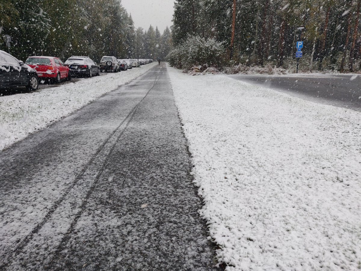 Say good bye to autumn and hello to winter. I was definitely not mentally prepared to see snow this early.
