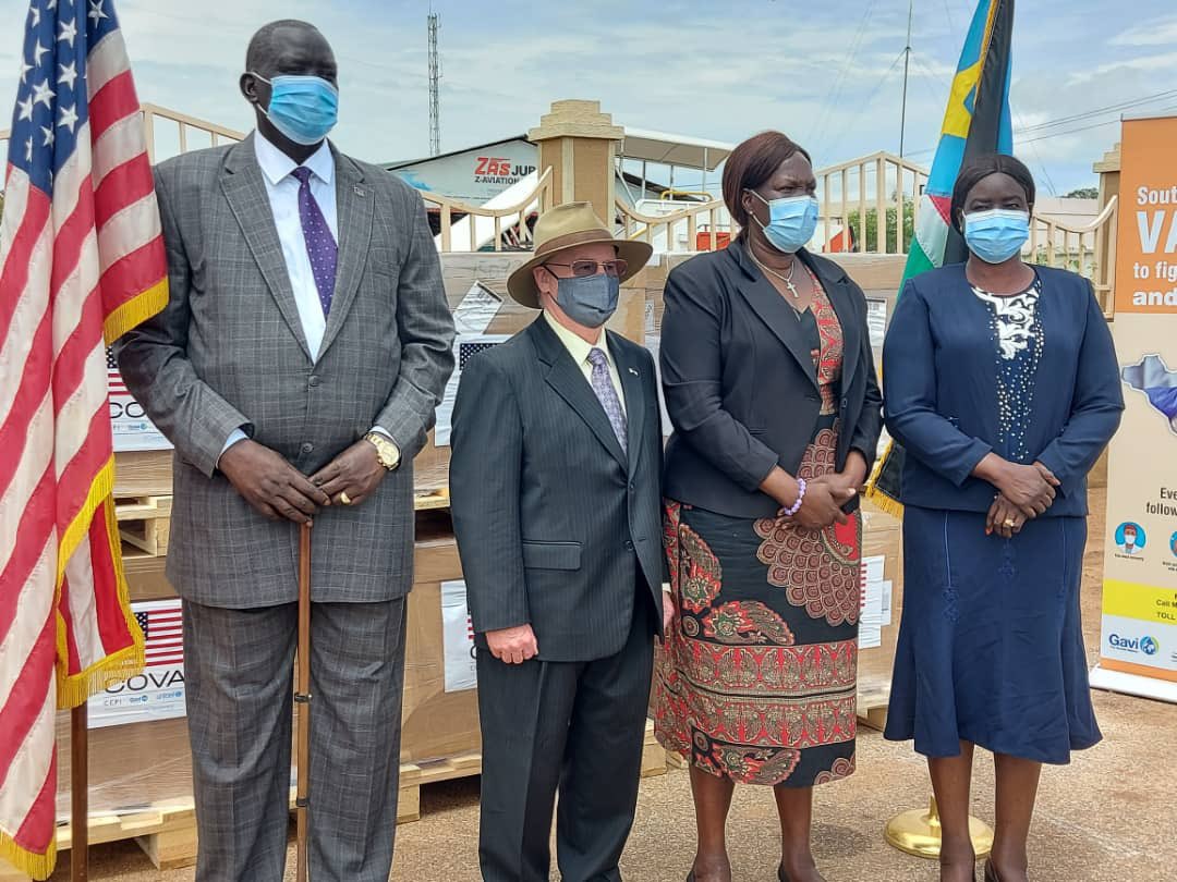 FirasbinRaad's tweet photo. Truly happy to join the South Sudanese Government &amp; development partners today in receiving 151,200 doses of the J&amp;J COVID19 vaccine donated by the US Government via #COVAX. The World Bank is working closely with the MOH, UNICEF &amp; WHO on deploying the vaccines @HafezGhanem_WB https://t.co/rwAYEngaYZ